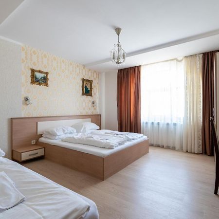 Faraway Aparthotel Near Vienna Airport With Anytime Self Check In Bruck an der Leitha Exterior foto
