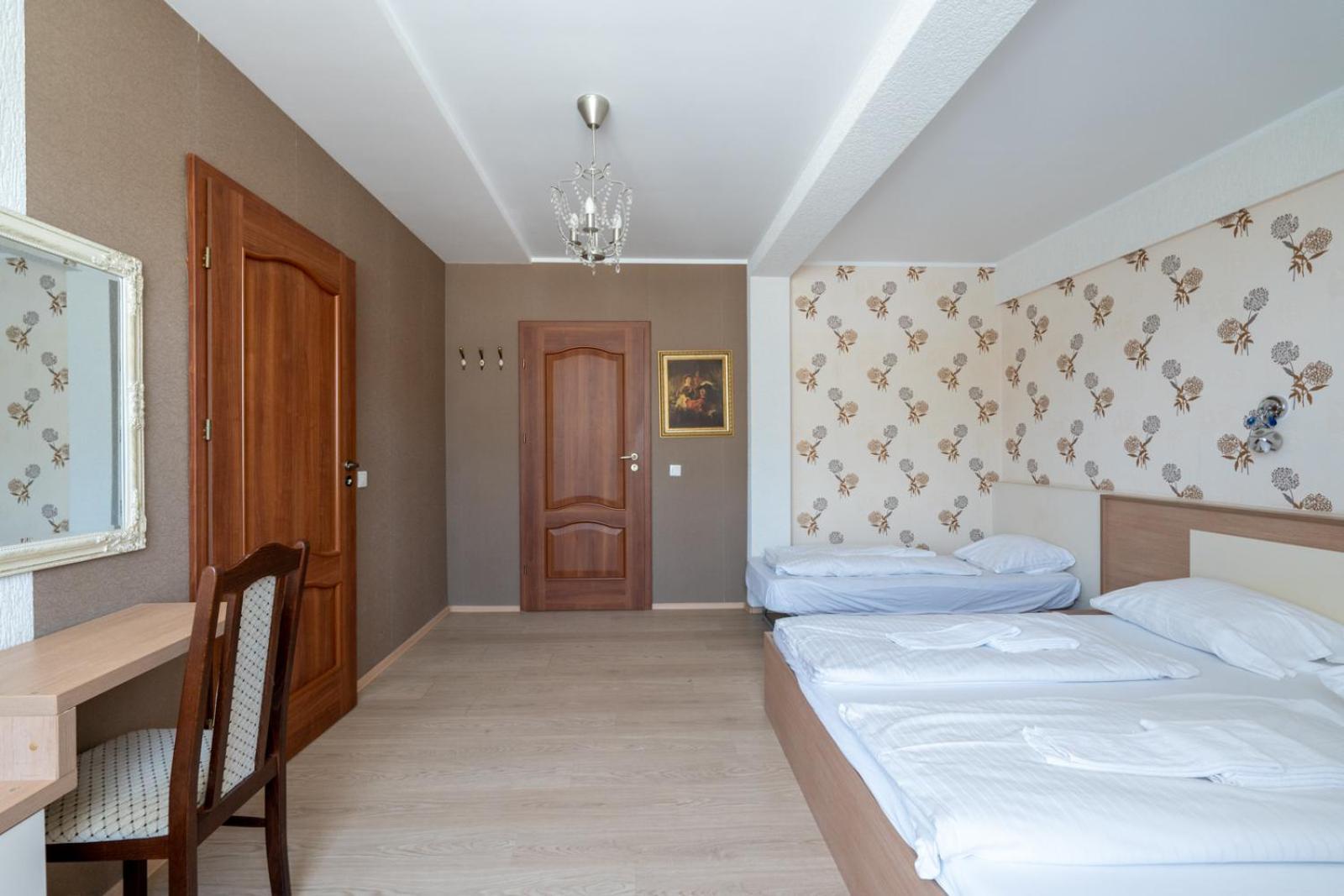 Faraway Aparthotel Near Vienna Airport With Anytime Self Check In Bruck an der Leitha Zimmer foto