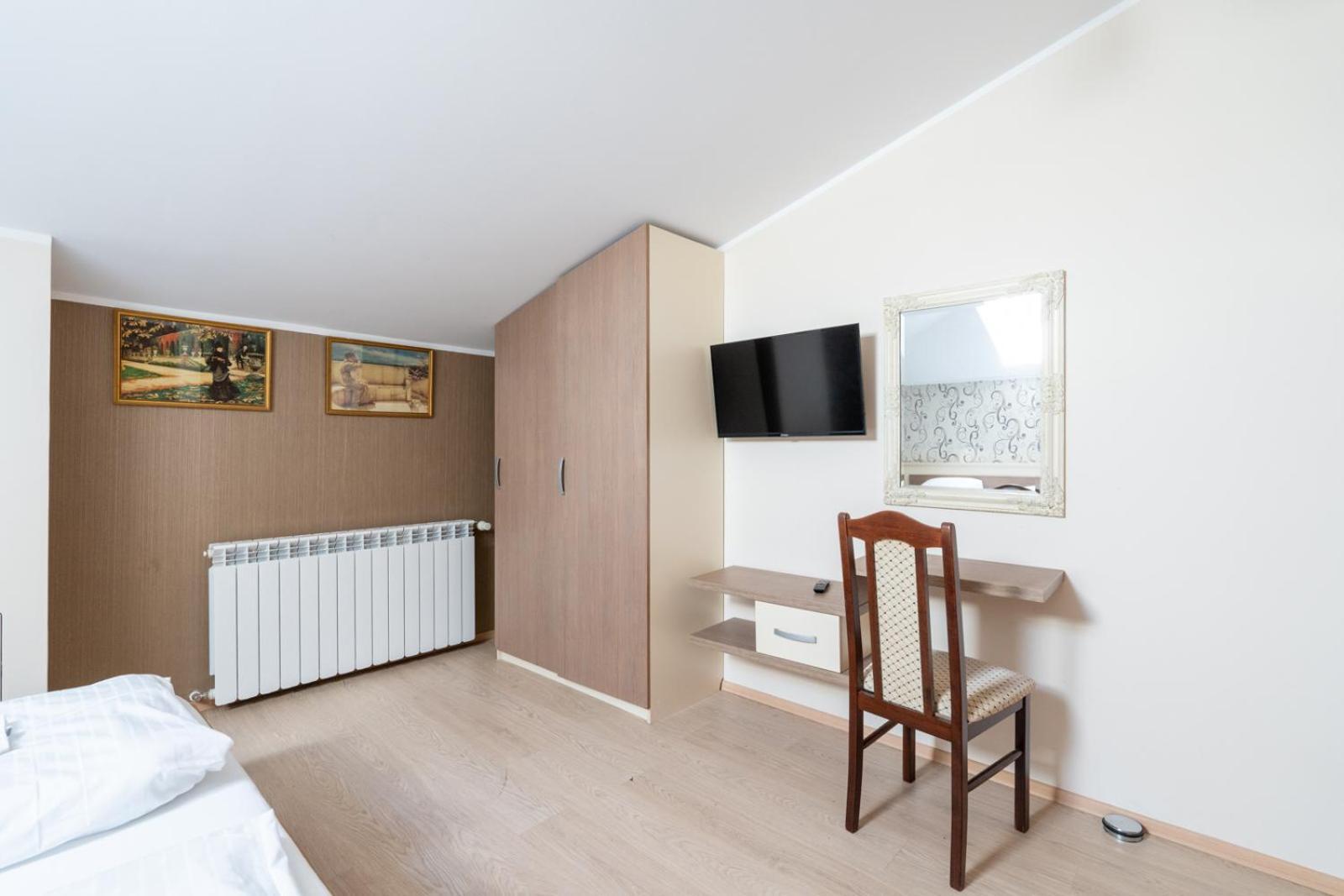 Faraway Aparthotel Near Vienna Airport With Anytime Self Check In Bruck an der Leitha Zimmer foto