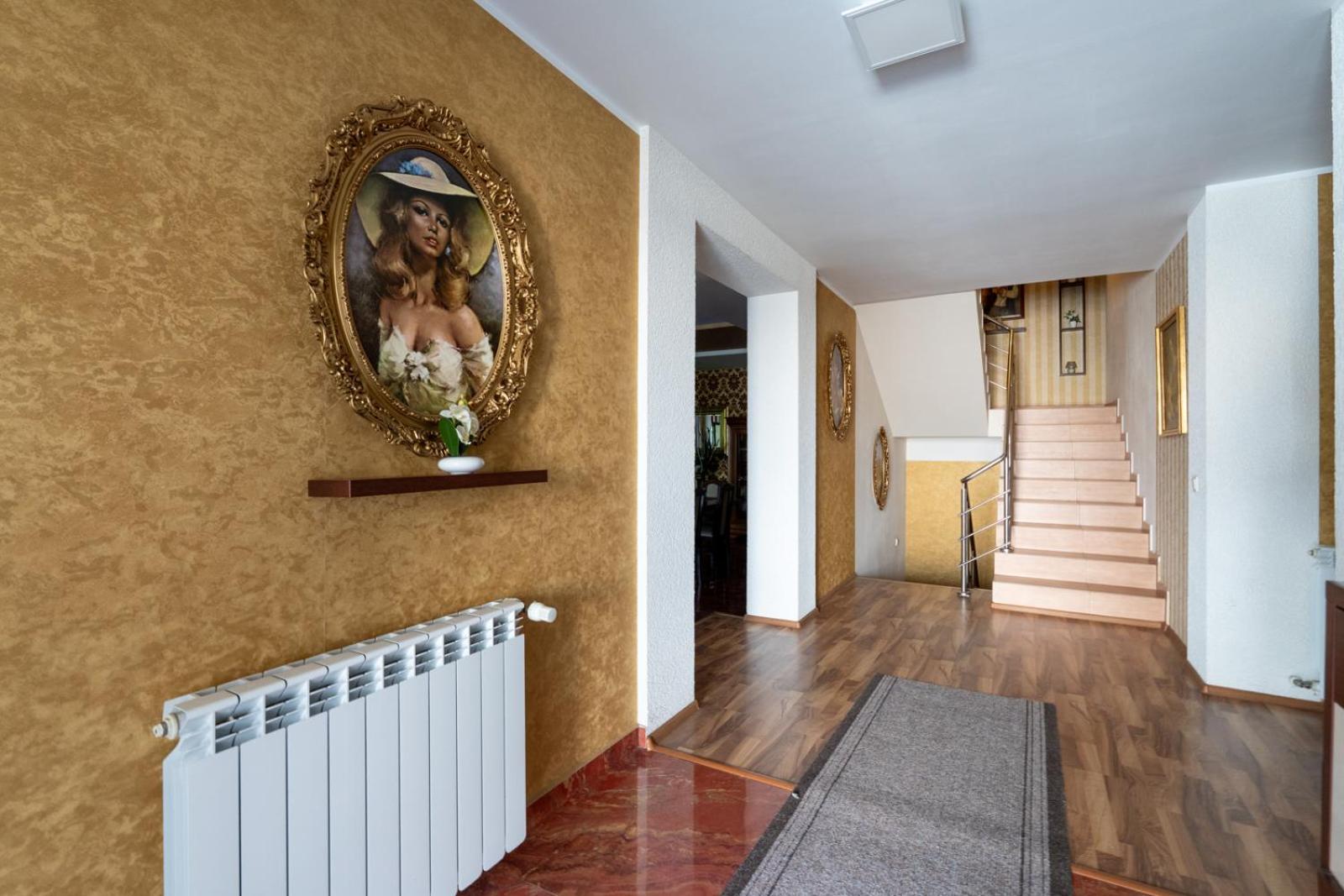 Faraway Aparthotel Near Vienna Airport With Anytime Self Check In Bruck an der Leitha Exterior foto
